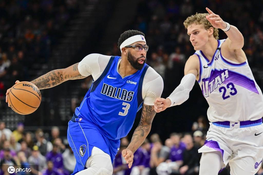 季前赛-浓眉25分弗拉格11+7 独行侠轻取爵士